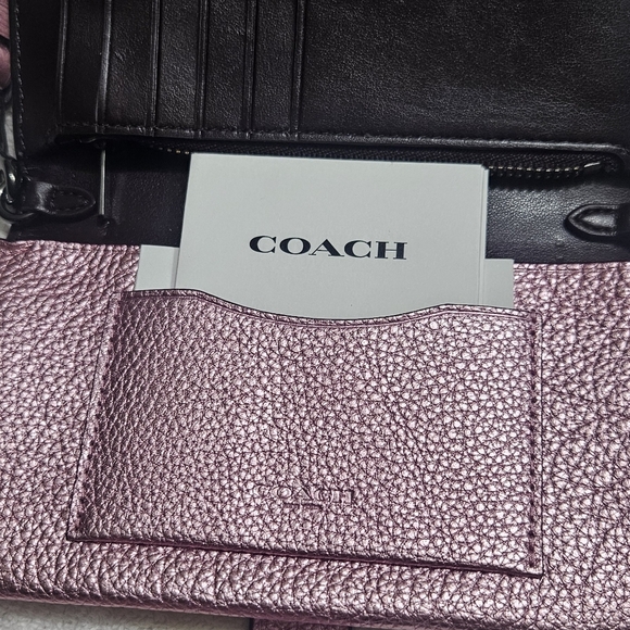 Brand New Authentic Coach Metallic Phone Wristlet- Blush Pink/Dark Gunmetal - Picture 2 of 5